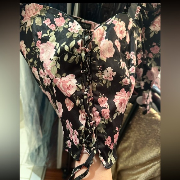 Black Pink Floral Long puff Sleeve Cropped Corset Tue Up Top - Picture 6 of 10